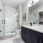 Electric - Odyssey -top Floor West End 2 Bedroom - Minutes To Broadway Apartment Nashville