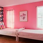 Holiday home Ultimate Bach 10min To Dt Ig Walls Every Nashville