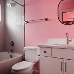 Holiday home Ultimate Bach 10min To Dt Ig Walls Every Nashville