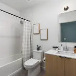 Luxury In The Gulch With Patio Pool Walk To Broadway Apartment Nashville