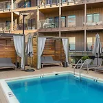 Apartment Luxury In The Gulch With Patio Pool Walk To Broadway Nashville