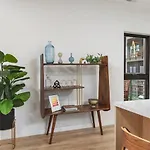 Apartment Luxury In The Gulch With Patio Pool Walk To Broadway