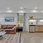 Euphony - Designer Furnishings - 5 Mins To Broadway