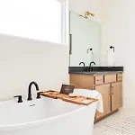 The Ashland House - Stylish Design, Backyard Oasis Holiday home Nashville