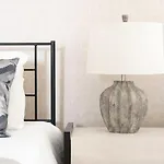 The Ashland House - Stylish Design, Backyard Oasis Holiday home *