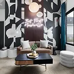 Kays Hideaway - Brand New & Beautifully Designed Apartment