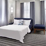 Courtyard By Marriott Nashville Downtown