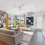 11 Beds 6 Full Baths With Rooftop Deck Holiday home *