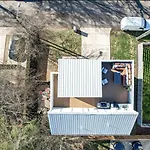 Holiday home Lux East Nash-hot Tub & Rooftop Patio