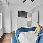 Holiday home Lux East Nash-hot Tub & Rooftop Patio Nashville