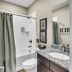 Holiday home Lux East Nash-hot Tub & Rooftop Patio Nashville