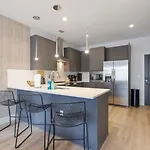 Holiday home Walk To Nightlife, Vanderbilt, Minutes To Broadway Nashville