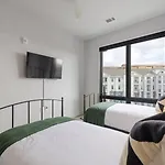 Holiday home Walk To Nightlife, Vanderbilt, Minutes To Broadway *