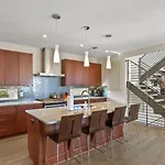 Downtown W Rooftop Deck 4 Bedrooms 3 Baths