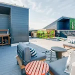 East Nash Lux - 13 Beds & Views * Nashville