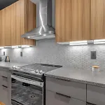 Lux East Nash-awesome Location- 30 Days Holiday home *