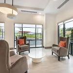 Comfort Inn & Suites Nashville Bellevue