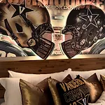 Sounds Like Fun Stunning Views 5 Miles To Dt