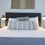 Minutes To Broadway Unwind In Style Holiday home Nashville