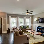 Holiday home Gorgeous Downtown Pad 3 Bedroom 2.5 Bath Large Patio Nashville