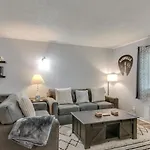 Delightful Charmer With Pool Access