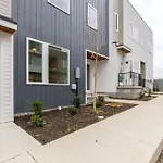 City Overlook Luxury Amenities Minutes To Downtown