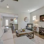 Hilltop Charmer Super Close To Downtown Three Bedroom Nashville