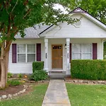 Metropolitan City Home Huge Private Backyard