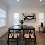 Minutes To Broadway Music Modern Townhome * Nashville