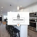 Minutes To Broadway Music Modern Townhome