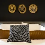 Music Harmony Beautiful Lux Rooftop Holiday home *