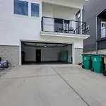 Southside Extraordinaire Walk To Gulch Lux Four Bedroom