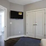 Holiday home Southside Extraordinaire Walk To Gulch Lux Four Bedroom *