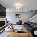 Southside Extraordinaire Walk To Gulch Lux Four Bedroom * Nashville