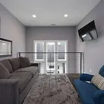 Southside Extraordinaire Walk To Gulch Lux Four Bedroom