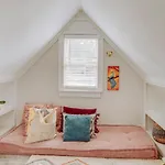 Holiday home Unique And Stylish East 3 Bedroom 2.5 Bath *