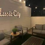 Urban Living- Rooftop Hangout- Hillsboro Village