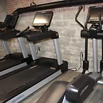 Amazing Amenities And Location - 1 Bedroom Apartment