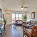 Sleek Large Retreat 9 Beds Modern Kitchen