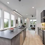The Ryman 4 Bedroom Haven With Scenic Rooftop Nashville