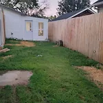 Holiday home Adorable, Cozy, Private 1bed1bath, Fenced Yard, Sunroom, Deck Nashville