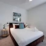 Minutes To Broadway Alluring Gated Townhome Nashville