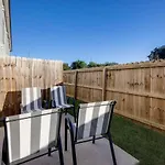 Holiday home Minutes To Broadway Alluring Gated Townhome Nashville