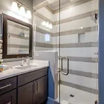 Dual Homes Gulch Superstars Epic Rooftop Holiday home *