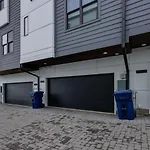 Two Townhomes Blue Dreams And Rustic Elegance * Nashville