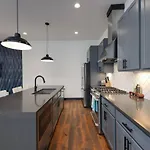 Two Townhomes Blue Dreams And Rustic Elegance Holiday home Nashville