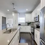 Holiday home Two Elegant Townhomes Perfect For Large Groups *