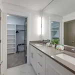 Two Elegant Townhomes Perfect For Large Groups Holiday home Nashville