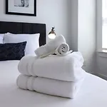 Two Elegant Townhomes Perfect For Large Groups