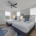 The Americana 4 Bedroom 3.5 Bath Luxury * Nashville